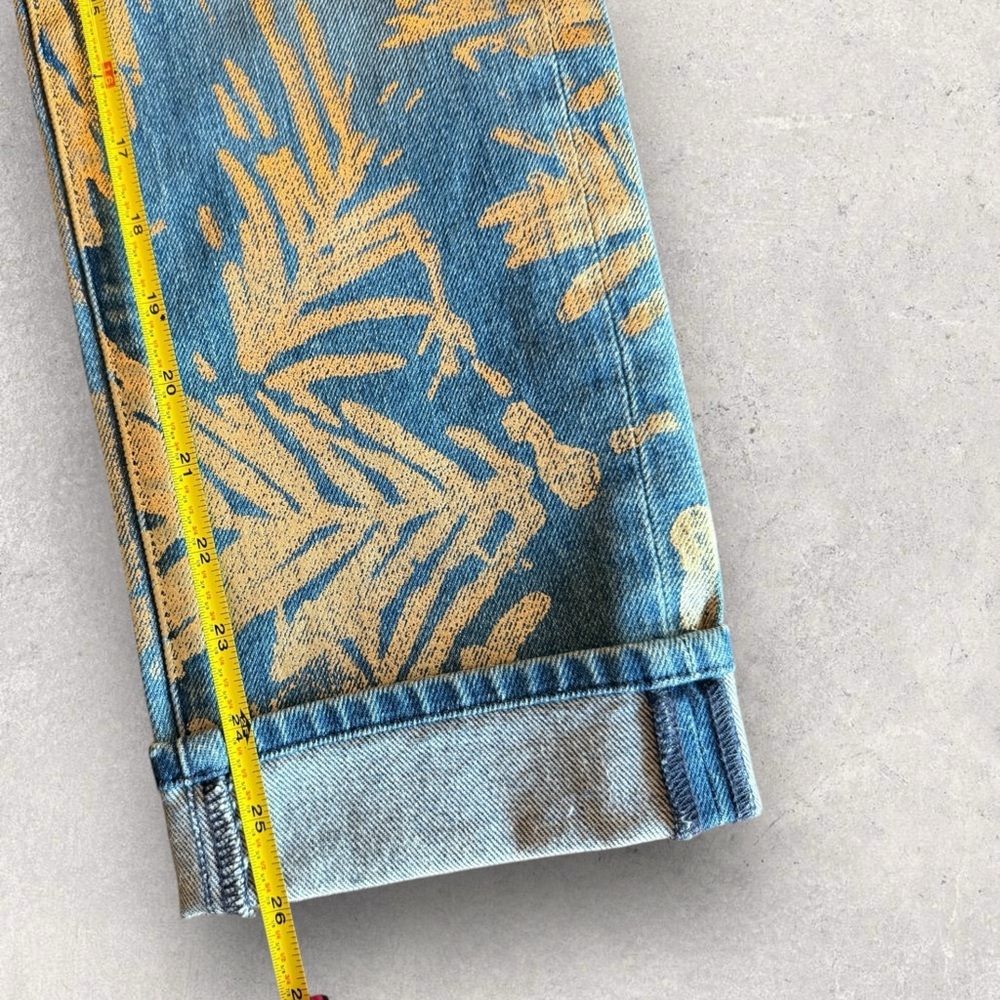 7 For All Mankind Cropped Relaxed Skinny Jeans Gold Leaf Print (Sample) NWT - Picture 4 of 11